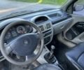 Синий Рено Clio Symbol, объемом двигателя 1.4 л и пробегом 212 тыс. км за 2750 $, фото 11 на Automoto.ua