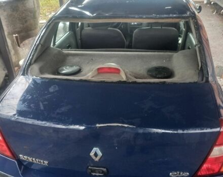 Синий Рено Clio Symbol, объемом двигателя 1.4 л и пробегом 300 тыс. км за 1500 $, фото 3 на Automoto.ua