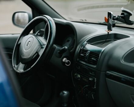 Синій Рено Clio Symbol, об'ємом двигуна 1.4 л та пробігом 483 тис. км за 2950 $, фото 7 на Automoto.ua