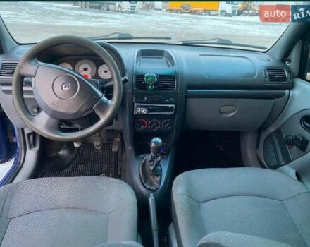 Синій Рено Clio Symbol, об'ємом двигуна 1.4 л та пробігом 170 тис. км за 2700 $, фото 17 на Automoto.ua