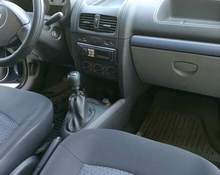 Синій Рено Clio Symbol, об'ємом двигуна 1.39 л та пробігом 185 тис. км за 3250 $, фото 8 на Automoto.ua