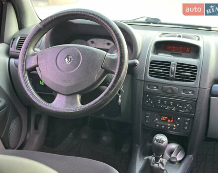 Синий Рено Clio Symbol, объемом двигателя 1.4 л и пробегом 206 тыс. км за 3999 $, фото 34 на Automoto.ua