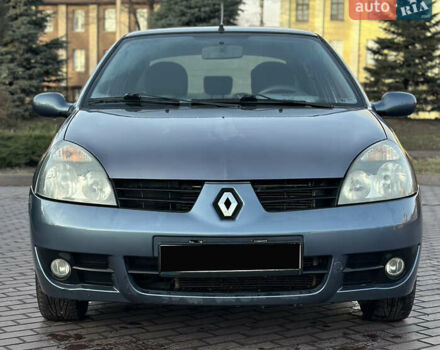 Синий Рено Clio Symbol, объемом двигателя 1.4 л и пробегом 206 тыс. км за 3999 $, фото 6 на Automoto.ua