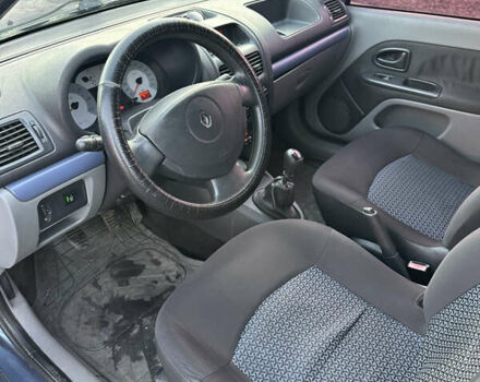 Синий Рено Clio Symbol, объемом двигателя 1.4 л и пробегом 206 тыс. км за 3999 $, фото 19 на Automoto.ua