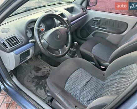 Синий Рено Clio Symbol, объемом двигателя 1.4 л и пробегом 206 тыс. км за 3999 $, фото 20 на Automoto.ua