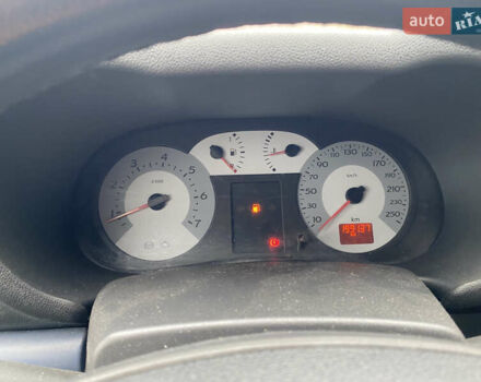 Рено Clio Symbol 2008 в Виннице на Automoto.ua Синий Рено Clio Symbol, объемом двигателя 1.4 л и пробегом 199 тыс. км за 2550 $, фото 11 на Automoto.ua