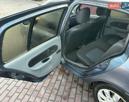 Синий Рено Clio Symbol, объемом двигателя 1.4 л и пробегом 206 тыс. км за 3999 $, фото 25 на Automoto.ua