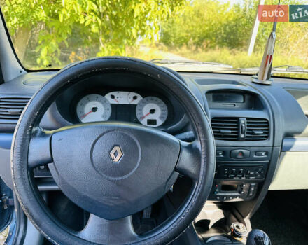 Синий Рено Clio Symbol, объемом двигателя 1.39 л и пробегом 210 тыс. км за 3300 $, фото 12 на Automoto.ua