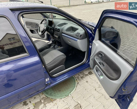 Синій Рено Clio Symbol, об'ємом двигуна 1.39 л та пробігом 163 тис. км за 2950 $, фото 13 на Automoto.ua
