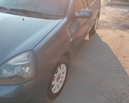 Синий Рено Clio Symbol, объемом двигателя 1.4 л и пробегом 200 тыс. км за 3500 $, фото 5 на Automoto.ua