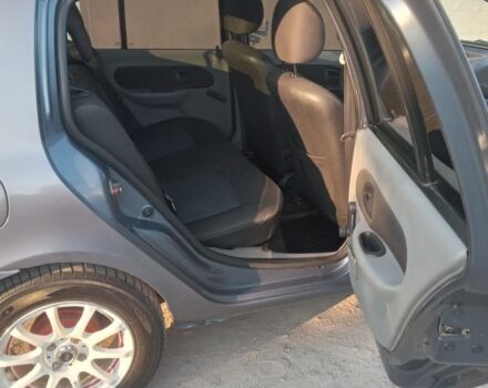 Синий Рено Clio Symbol, объемом двигателя 1.4 л и пробегом 200 тыс. км за 3500 $, фото 7 на Automoto.ua