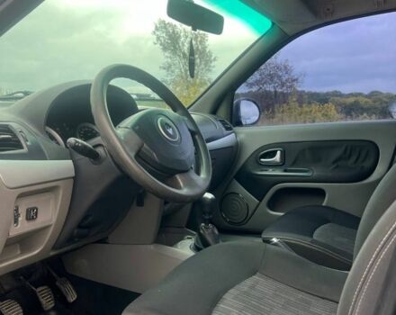 Синий Рено Clio Symbol, объемом двигателя 1.4 л и пробегом 182 тыс. км за 3700 $, фото 10 на Automoto.ua