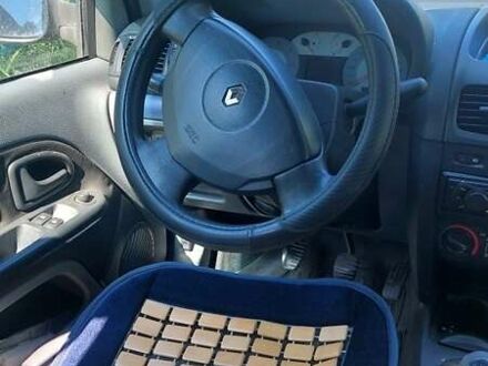 Синий Рено Clio Symbol, объемом двигателя 1.4 л и пробегом 182 тыс. км за 2668 $, фото 1 на Automoto.ua