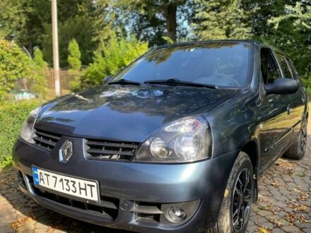 Рено Clio Symbol 2008 у Коломые на Automoto.ua Синій Рено Clio Symbol, об'ємом двигуна 1.4 л та пробігом 210 тис. км за 3500 $, фото 1 на Automoto.ua
