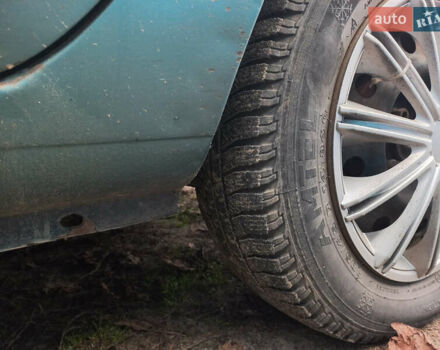 Зеленый Рено Clio Symbol, объемом двигателя 1.5 л и пробегом 200 тыс. км за 2500 $, фото 2 на Automoto.ua