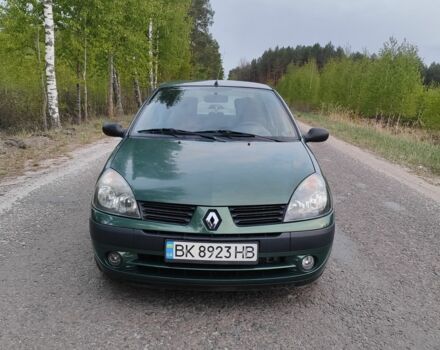 Зеленый Рено Clio Symbol, объемом двигателя 1.4 л и пробегом 305 тыс. км за 2700 $, фото 1 на Automoto.ua