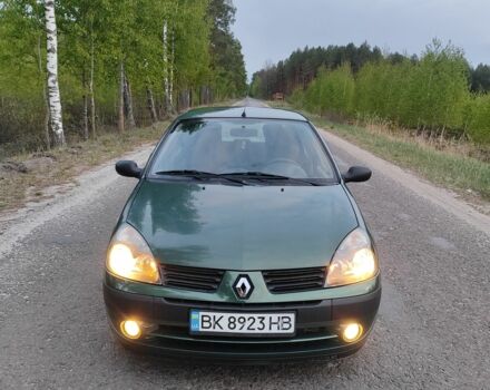 Зеленый Рено Clio Symbol, объемом двигателя 1.4 л и пробегом 305 тыс. км за 2700 $, фото 10 на Automoto.ua