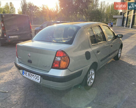 Зеленый Рено Clio Symbol, объемом двигателя 1.4 л и пробегом 119 тыс. км за 3850 $, фото 3 на Automoto.ua