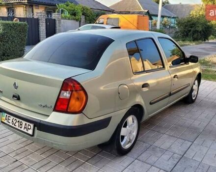 Зеленый Рено Clio Symbol, объемом двигателя 1.4 л и пробегом 180 тыс. км за 3200 $, фото 8 на Automoto.ua