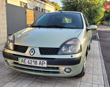 Зеленый Рено Clio Symbol, объемом двигателя 1.4 л и пробегом 180 тыс. км за 3200 $, фото 6 на Automoto.ua