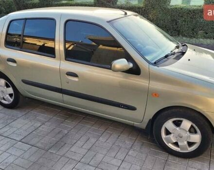 Зеленый Рено Clio Symbol, объемом двигателя 1.4 л и пробегом 180 тыс. км за 3200 $, фото 10 на Automoto.ua