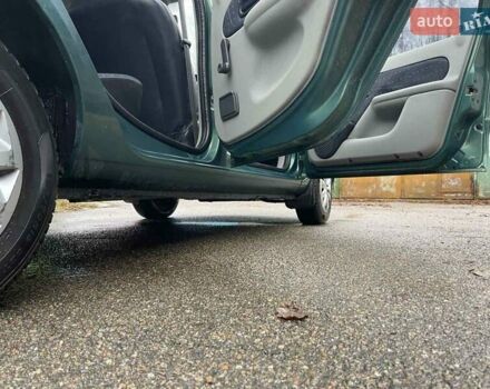 Зеленый Рено Clio Symbol, объемом двигателя 1.4 л и пробегом 159 тыс. км за 2999 $, фото 12 на Automoto.ua