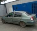 Зеленый Рено Clio Symbol, объемом двигателя 1.4 л и пробегом 287 тыс. км за 2500 $, фото 1 на Automoto.ua