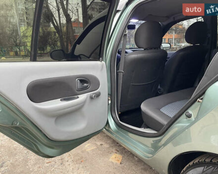Зелений Рено Clio Symbol, об'ємом двигуна 1.4 л та пробігом 245 тис. км за 3700 $, фото 10 на Automoto.ua