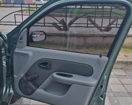 Зеленый Рено Clio Symbol, объемом двигателя 1.4 л и пробегом 165 тыс. км за 4000 $, фото 6 на Automoto.ua