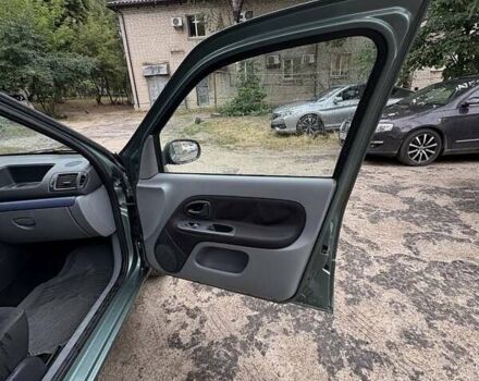 Зеленый Рено Clio Symbol, объемом двигателя 1.4 л и пробегом 87 тыс. км за 2649 $, фото 9 на Automoto.ua