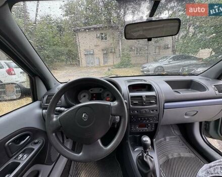 Зеленый Рено Clio Symbol, объемом двигателя 1.4 л и пробегом 87 тыс. км за 2649 $, фото 15 на Automoto.ua