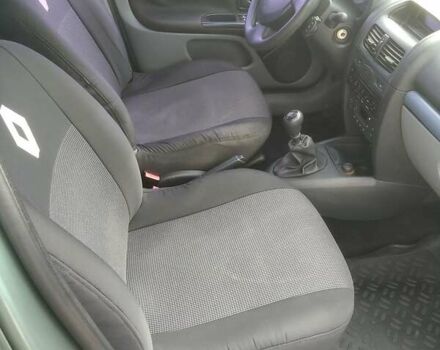 Зеленый Рено Clio Symbol, объемом двигателя 1.4 л и пробегом 267 тыс. км за 2200 $, фото 45 на Automoto.ua