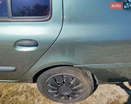 Зелений Рено Clio Symbol, об'ємом двигуна 1.39 л та пробігом 178 тис. км за 3200 $, фото 5 на Automoto.ua