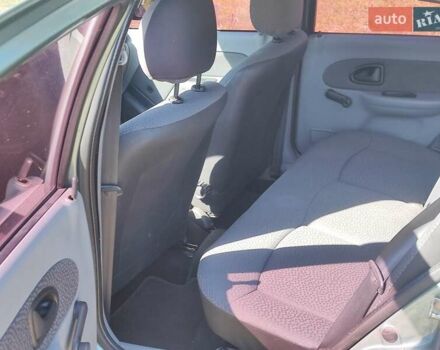 Зелений Рено Clio Symbol, об'ємом двигуна 1.39 л та пробігом 178 тис. км за 3200 $, фото 9 на Automoto.ua