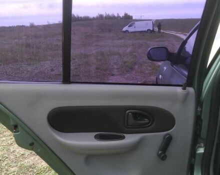 Зеленый Рено Clio Symbol, объемом двигателя 1.4 л и пробегом 267 тыс. км за 2200 $, фото 57 на Automoto.ua