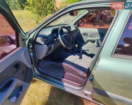 Зелений Рено Clio Symbol, об'ємом двигуна 1.39 л та пробігом 178 тис. км за 3200 $, фото 7 на Automoto.ua