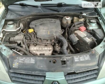 Зеленый Рено Clio Symbol, объемом двигателя 1.4 л и пробегом 267 тыс. км за 2200 $, фото 73 на Automoto.ua