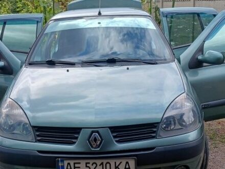 Рено Clio Symbol 2005 в Днепре (Днепропетровске) на Automoto.ua Зеленый Рено Clio Symbol, объемом двигателя 1.4 л и пробегом 185 тыс. км за 3300 $, фото 1 на Automoto.ua