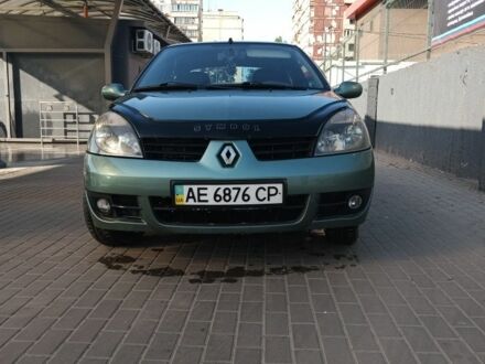 Рено Clio Symbol 2008 в Днепре (Днепропетровске) на Automoto.ua Зеленый Рено Clio Symbol, объемом двигателя 1.4 л и пробегом 171 тыс. км за 4000 $, фото 1 на Automoto.ua