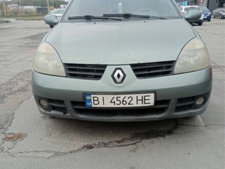 Рено Clio Symbol 2008 в Полтаве на Automoto.ua Зеленый Рено Clio Symbol, объемом двигателя 1.4 л и пробегом 290 тыс. км за 2300 $, фото 1 на Automoto.ua