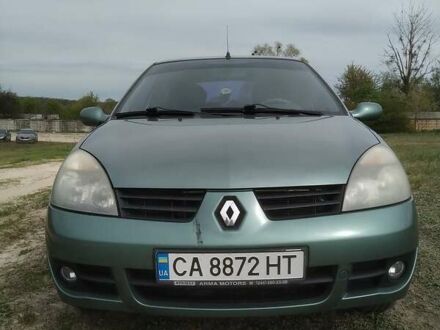 Зеленый Рено Clio Symbol, объемом двигателя 1.4 л и пробегом 267 тыс. км за 2200 $, фото 1 на Automoto.ua