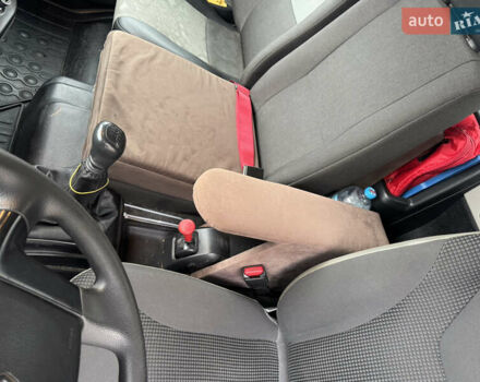 Білий Рено D-Series, об'ємом двигуна 3 л та пробігом 223 тис. км за 20700 $, фото 9 на Automoto.ua