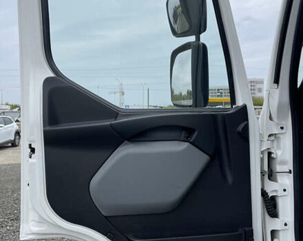 Білий Рено D-Series, об'ємом двигуна 5.2 л та пробігом 307 тис. км за 30500 $, фото 26 на Automoto.ua