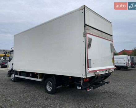 Рено D-Series, объемом двигателя 5.2 л и пробегом 307 тыс. км за 30900 $, фото 2 на Automoto.ua