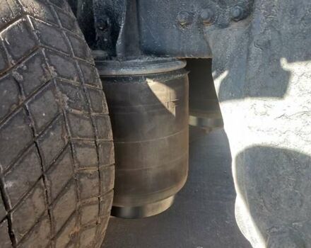 Белый Рено JP, объемом двигателя 12.02 л и пробегом 462 тыс. км за 30000 $, фото 10 на Automoto.ua