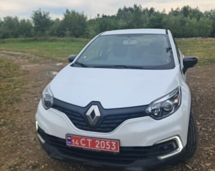 Білий Рено Kaptur, об'ємом двигуна 1.5 л та пробігом 198 тис. км за 12700 $, фото 1 на Automoto.ua