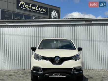 Рено Kaptur 2016 в Мукачеве на Automoto.ua Бежевый Рено Kaptur, объемом двигателя 1.2 л и пробегом 40 тыс. км за 13900 $, фото 1 на Automoto.ua