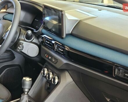 Рено Kardian, об'ємом двигуна 1 л та пробігом 0 тис. км за 22232 $, фото 8 на Automoto.ua