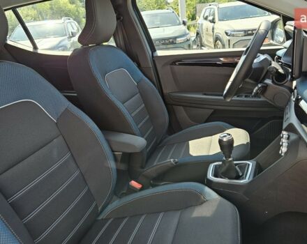 Рено Kardian, объемом двигателя 1 л и пробегом 0 тыс. км за 20725 $, фото 14 на Automoto.ua