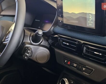 Рено Kardian, об'ємом двигуна 1 л та пробігом 0 тис. км за 22232 $, фото 16 на Automoto.ua